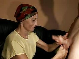 Chloe Finger Play Her Moist Cherry